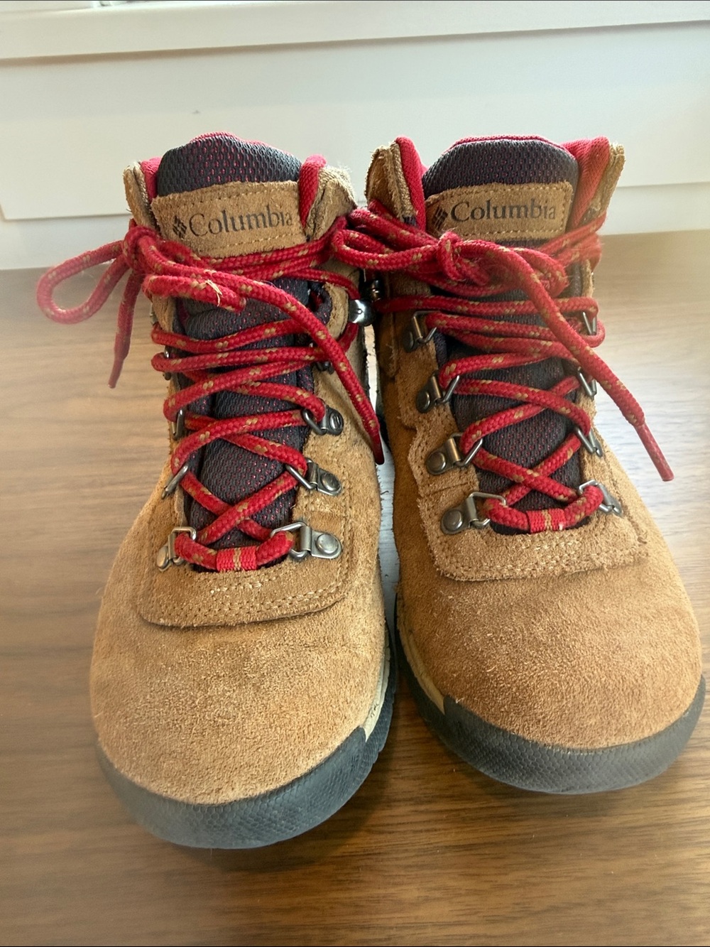 Columbia Women's Newton Ridge Plus Mid Waterproof Hiking Boots Women Size 6